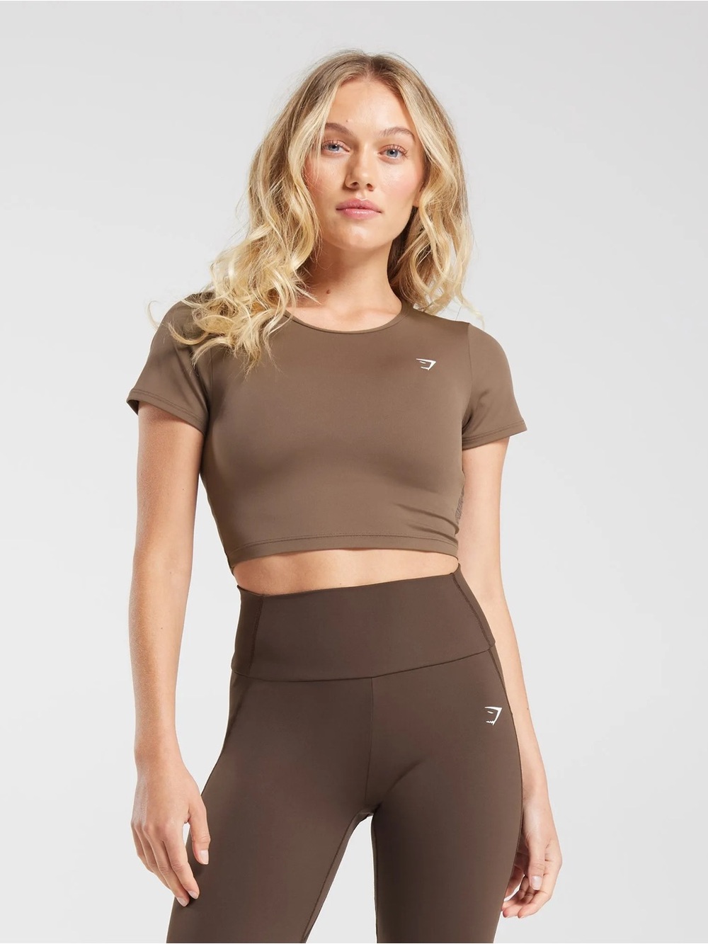 Gymshark Olive Crop Tee - Short Sleeve Performance Top